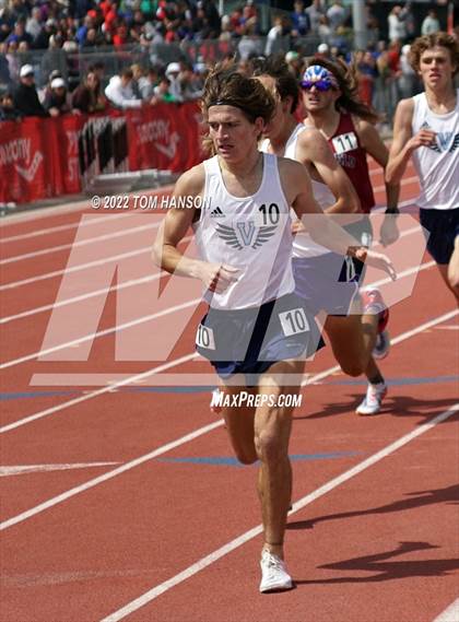 Thumbnail 1 in CHSAA 5A Championships (1600 Meter Run) photogallery.