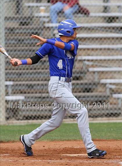 Thumbnail 1 in El Rancho vs. Paso Robles (Righetti Spring Classic) photogallery.
