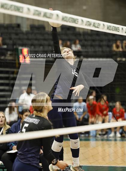 Thumbnail 1 in Hunter vs. Corner Canyon (UHSAA 6A Consolation Semifinal) photogallery.