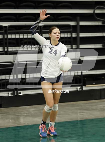 Thumbnail 3 in Hunter vs. Corner Canyon (UHSAA 6A Consolation Semifinal) photogallery.