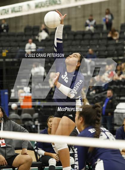 Thumbnail 1 in Hunter vs. Corner Canyon (UHSAA 6A Consolation Semifinal) photogallery.