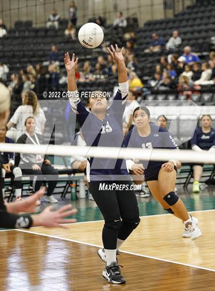 Thumbnail 1 in Hunter vs. Corner Canyon (UHSAA 6A Consolation Semifinal) photogallery.