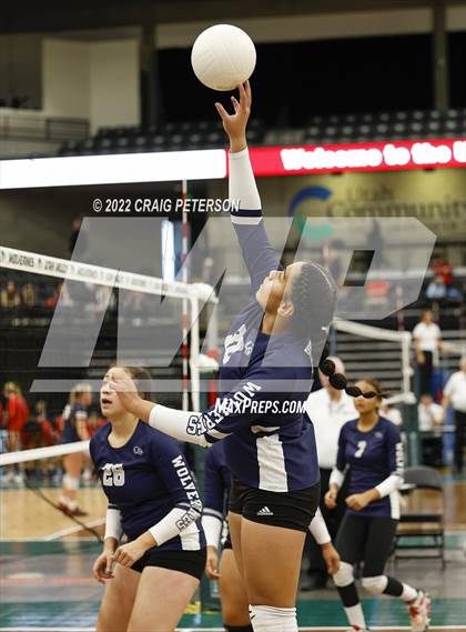 Thumbnail 3 in Hunter vs. Corner Canyon (UHSAA 6A Consolation Semifinal) photogallery.