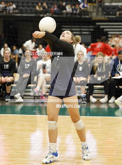 Thumbnail 3 in Hunter vs. Corner Canyon (UHSAA 6A Consolation Semifinal) photogallery.