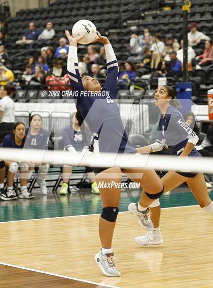 Thumbnail 1 in Hunter vs. Corner Canyon (UHSAA 6A Consolation Semifinal) photogallery.