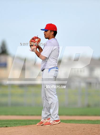 Thumbnail 1 in East Union @ Kimball photogallery.
