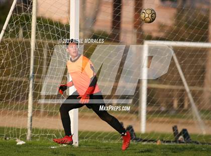Thumbnail 3 in Sotomayor vs Eagle Rock photogallery.