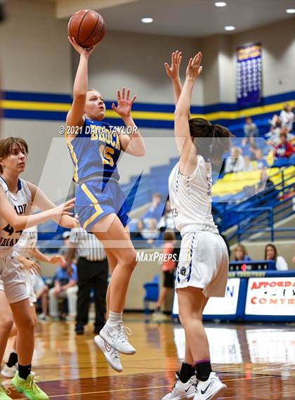 Thumbnail 3 in Brock @ Lipan photogallery.