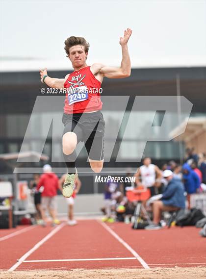 Thumbnail 2 in UIL 5A Track & Field Finals  photogallery.