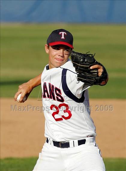 Thumbnail 3 in Aliso Niguel @ Tesoro photogallery.