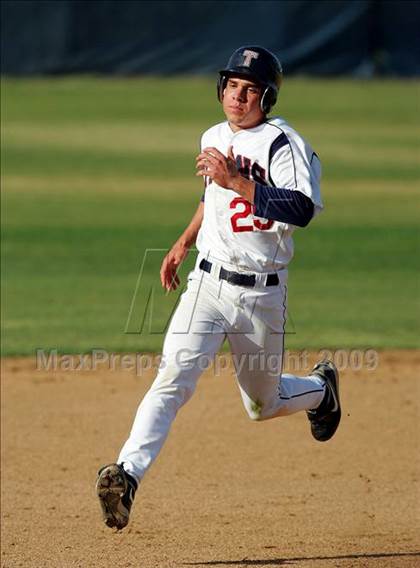 Thumbnail 1 in Aliso Niguel @ Tesoro photogallery.