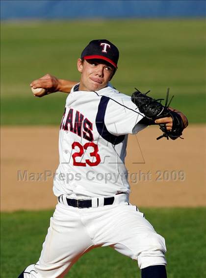Thumbnail 1 in Aliso Niguel @ Tesoro photogallery.