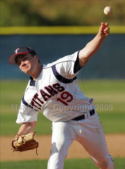Thumbnail 2 in Aliso Niguel @ Tesoro photogallery.
