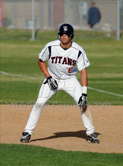 Thumbnail 1 in Aliso Niguel @ Tesoro photogallery.