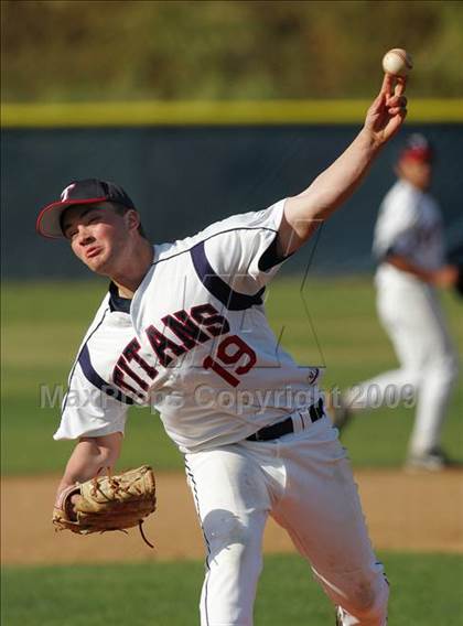 Thumbnail 1 in Aliso Niguel @ Tesoro photogallery.