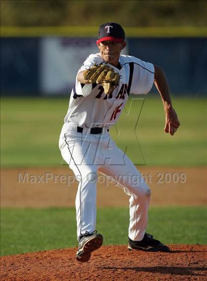 Thumbnail 2 in Aliso Niguel @ Tesoro photogallery.