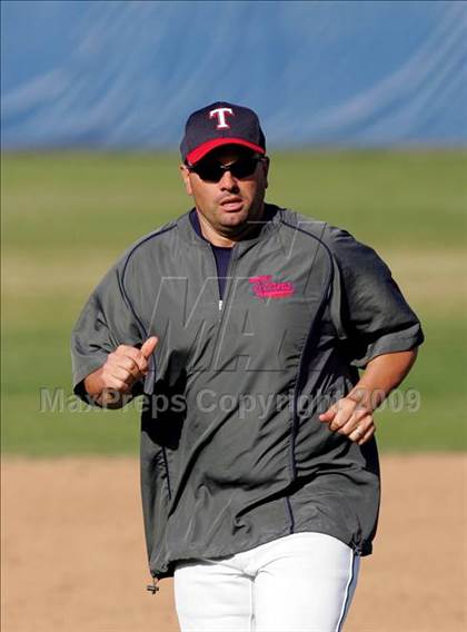 Thumbnail 3 in Aliso Niguel @ Tesoro photogallery.