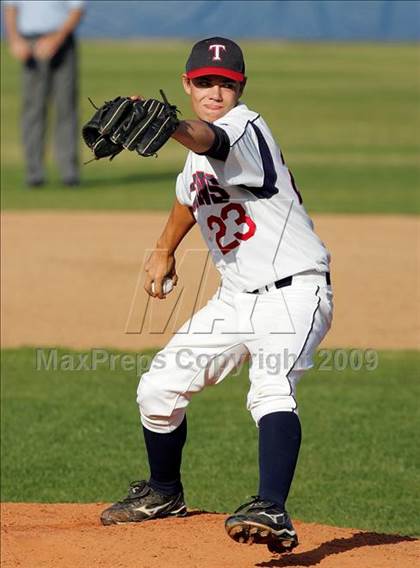 Thumbnail 2 in Aliso Niguel @ Tesoro photogallery.