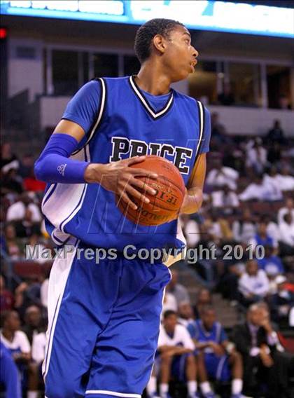 Thumbnail 2 in St. Mary's vs. Price (CIF State D4 Final) photogallery.