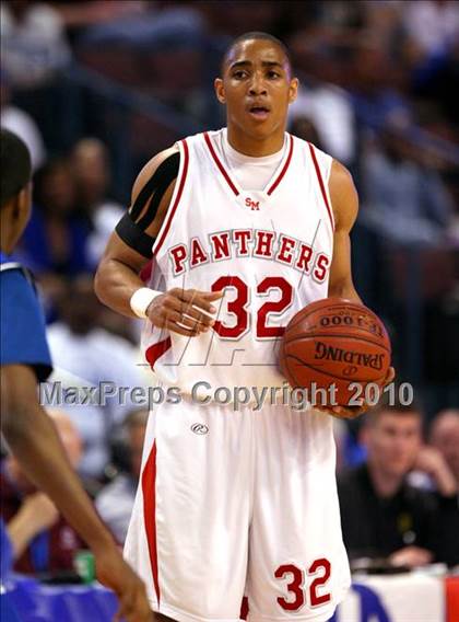 Thumbnail 2 in St. Mary's vs. Price (CIF State D4 Final) photogallery.