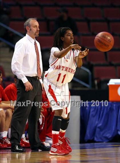 Thumbnail 1 in St. Mary's vs. Price (CIF State D4 Final) photogallery.