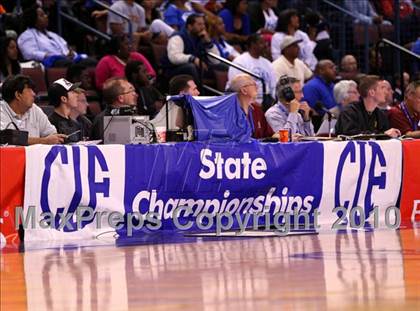 Thumbnail 2 in St. Mary's vs. Price (CIF State D4 Final) photogallery.