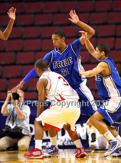 Thumbnail 3 in St. Mary's vs. Price (CIF State D4 Final) photogallery.