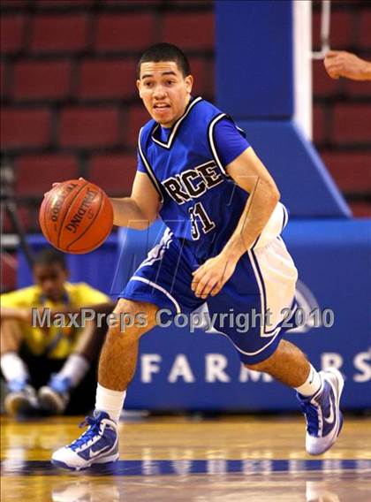 Thumbnail 2 in St. Mary's vs. Price (CIF State D4 Final) photogallery.