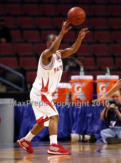 Thumbnail 2 in St. Mary's vs. Price (CIF State D4 Final) photogallery.