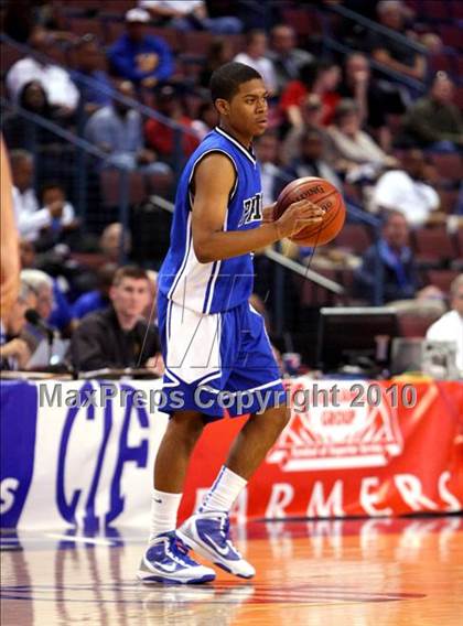 Thumbnail 3 in St. Mary's vs. Price (CIF State D4 Final) photogallery.