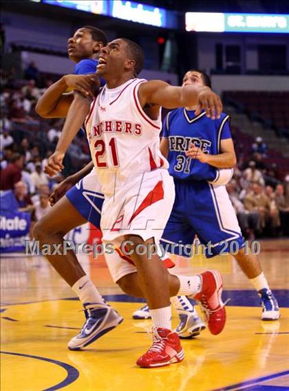 Thumbnail 3 in St. Mary's vs. Price (CIF State D4 Final) photogallery.