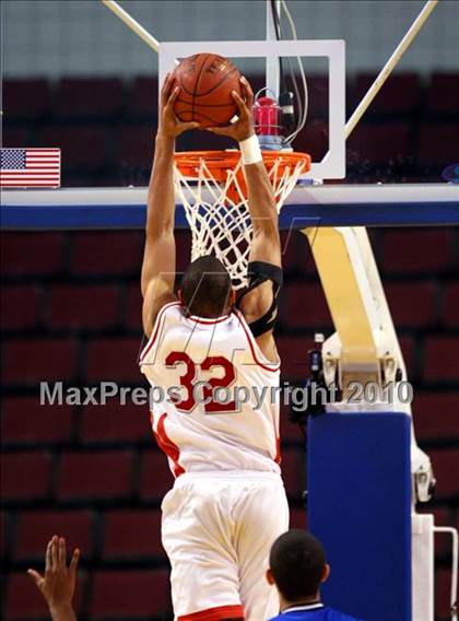 Thumbnail 3 in St. Mary's vs. Price (CIF State D4 Final) photogallery.