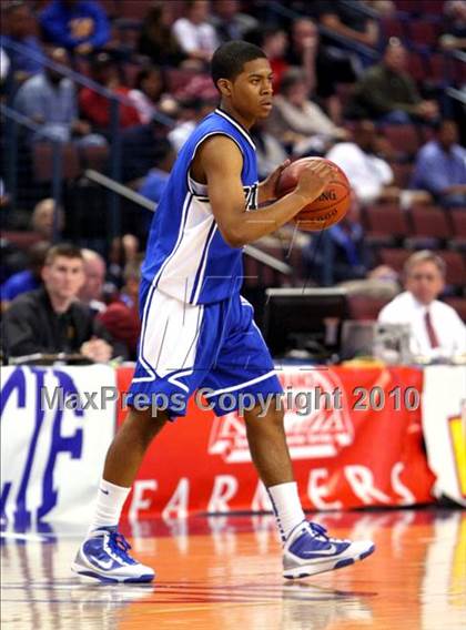 Thumbnail 1 in St. Mary's vs. Price (CIF State D4 Final) photogallery.