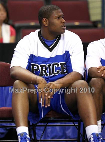 Thumbnail 2 in St. Mary's vs. Price (CIF State D4 Final) photogallery.