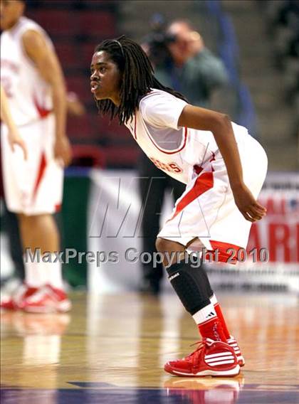 Thumbnail 3 in St. Mary's vs. Price (CIF State D4 Final) photogallery.