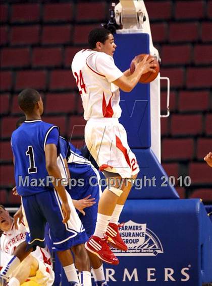 Thumbnail 3 in St. Mary's vs. Price (CIF State D4 Final) photogallery.