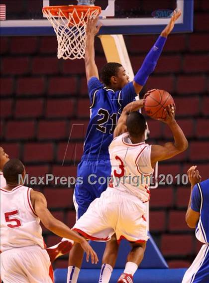 Thumbnail 1 in St. Mary's vs. Price (CIF State D4 Final) photogallery.