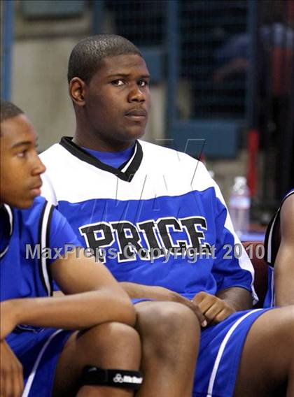 Thumbnail 2 in St. Mary's vs. Price (CIF State D4 Final) photogallery.