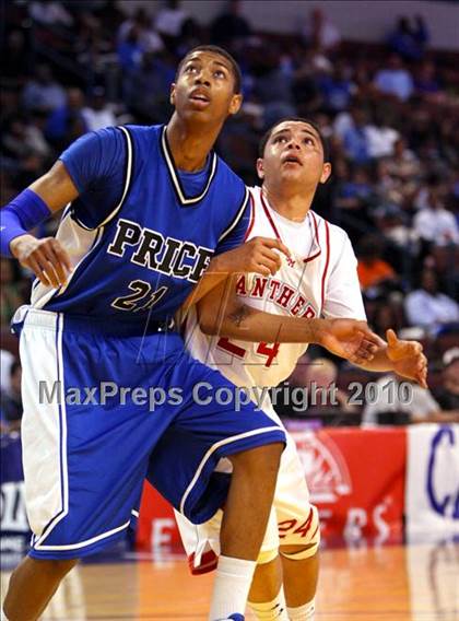 Thumbnail 3 in St. Mary's vs. Price (CIF State D4 Final) photogallery.