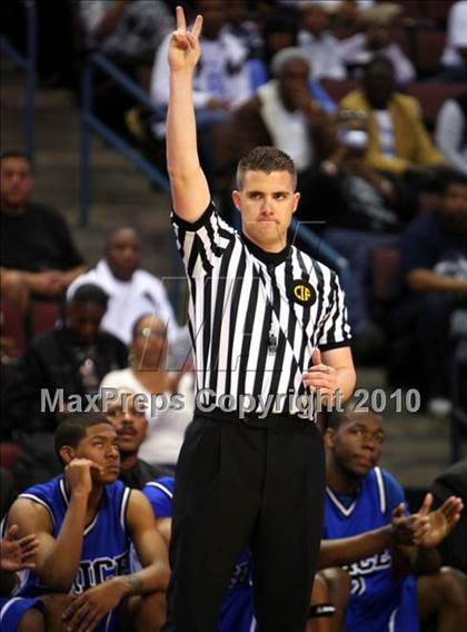 Thumbnail 1 in St. Mary's vs. Price (CIF State D4 Final) photogallery.