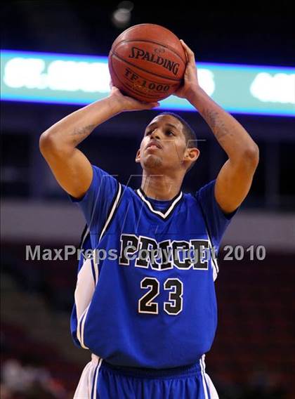 Thumbnail 3 in St. Mary's vs. Price (CIF State D4 Final) photogallery.