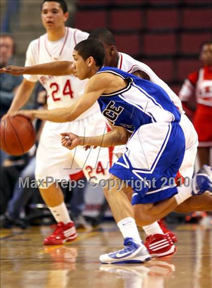 Thumbnail 3 in St. Mary's vs. Price (CIF State D4 Final) photogallery.