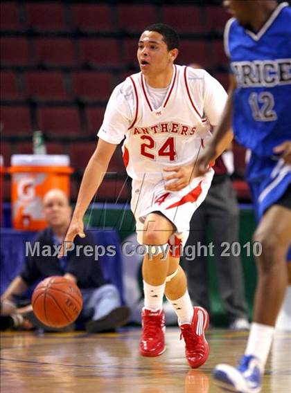 Thumbnail 2 in St. Mary's vs. Price (CIF State D4 Final) photogallery.