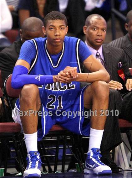 Thumbnail 3 in St. Mary's vs. Price (CIF State D4 Final) photogallery.