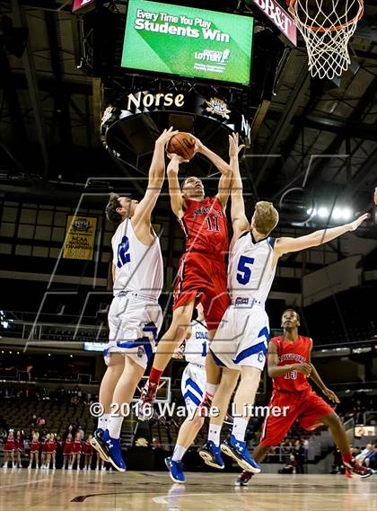 Thumbnail 1 in Newport vs Covington Catholic (Ninth Region Opening Round) photogallery.