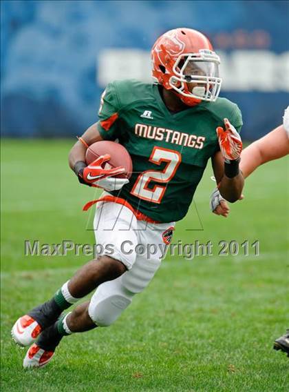 Thumbnail 1 in Providence Catholic vs. Morgan Park (Chicago Kickoff Classic) photogallery.