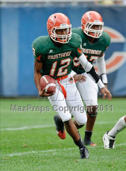 Thumbnail 1 in Providence Catholic vs. Morgan Park (Chicago Kickoff Classic) photogallery.