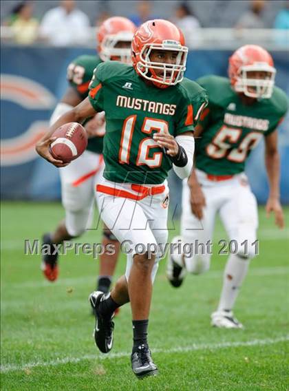 Thumbnail 1 in Providence Catholic vs. Morgan Park (Chicago Kickoff Classic) photogallery.