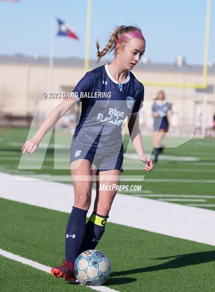 Thumbnail 2 in Bridgeport vs Bell (EMS-ISD X-Town Shootout) photogallery.