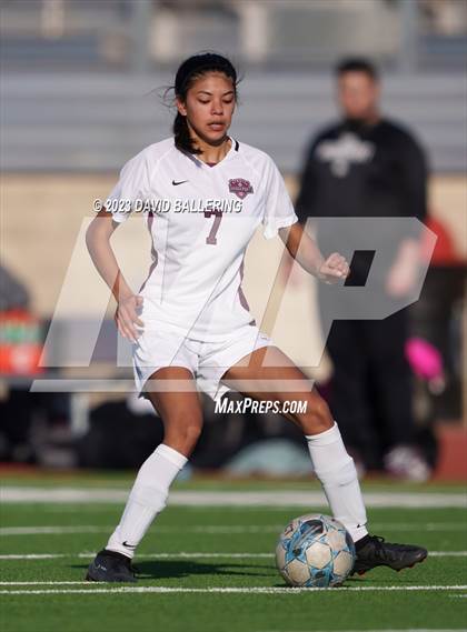 Thumbnail 2 in Bridgeport vs Bell (EMS-ISD X-Town Shootout) photogallery.